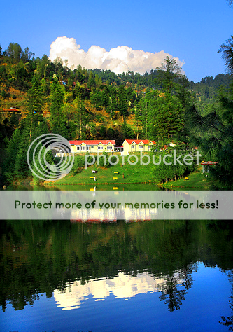 Banjosa_Lake___Pakistan_by_Karakoru.png