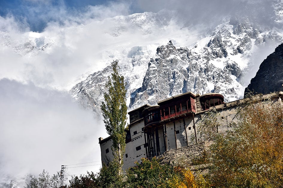 Baltit-Fort-with-splendid-backdrop-of-Ultar-Peak.jpg