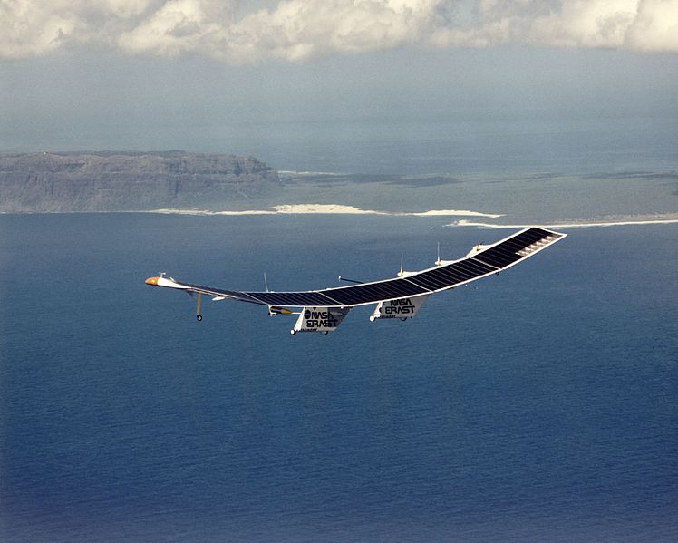 748px-Pathfinder_solar_aircraft_over_Hawaii.jpg
