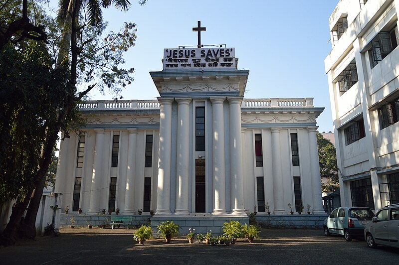 800px-Carey_Baptist_Church_-_Bowbazar_Street_-_Kolkata_2013-03-03_5229.jpg