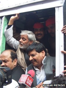 _62173912_shivpalyadav&othersarrested(1).jpg