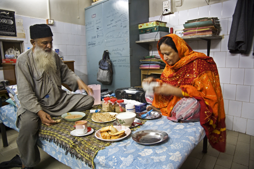 Breakfast-Edhi-and-Bilquis-E4O1540-copy.jpg