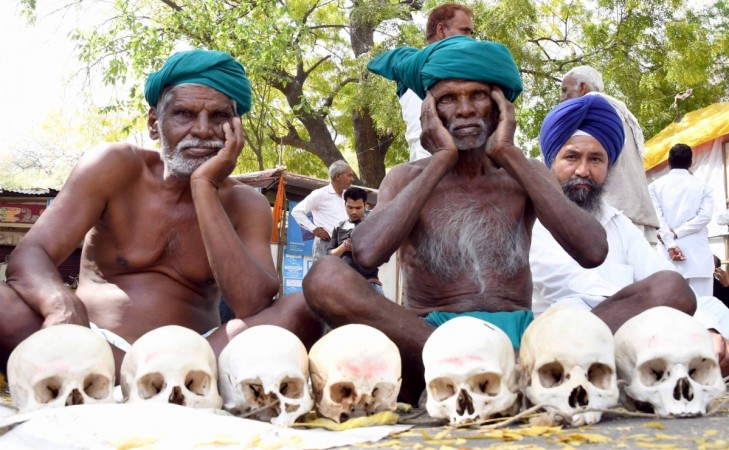 1490887897_tami-nadu-farmers-jantar-mantar.jpg