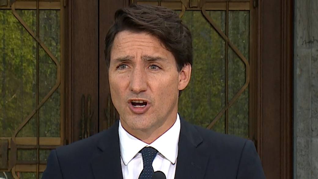 Click to play video: 'Trudeau pressed on what his government is doing to bring Afghan interpreters to Canada'