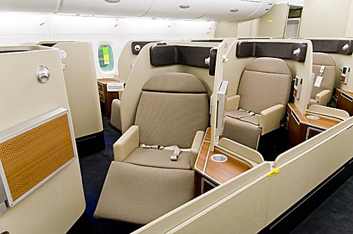 QF380SeatF.jpg