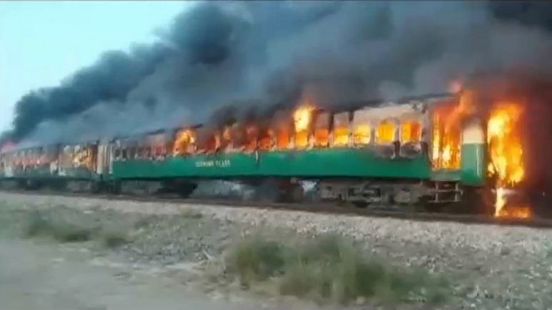 773x435_nbc-191031-pakistan-train-fire-mc-10293_2d1d6537aa0864f7ffc79f56c52272f5.jpg