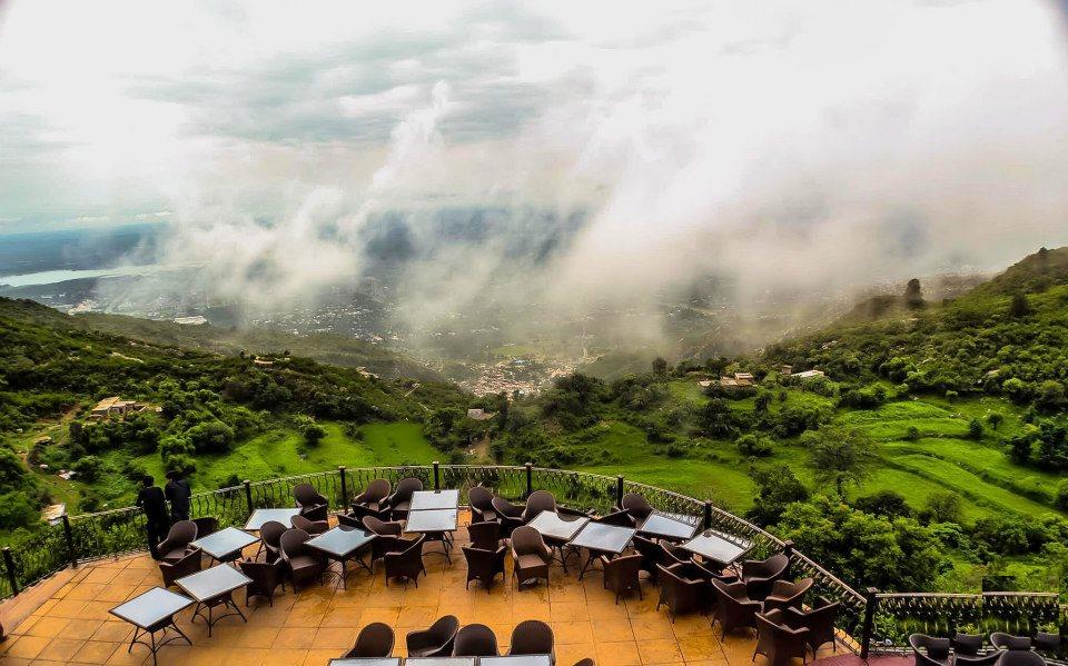 monal_resturant_peer_sohawa_islamabad_by_abdadi-d87f2mq.jpg