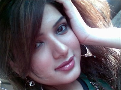 sara-chaudhary-pakistani-girls-1.jpg