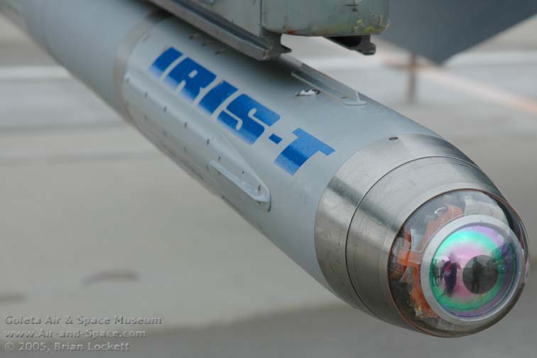 DSC_1056%20IRIS-T%20missile%20right%20front%20seeker%20head%20l.jpg