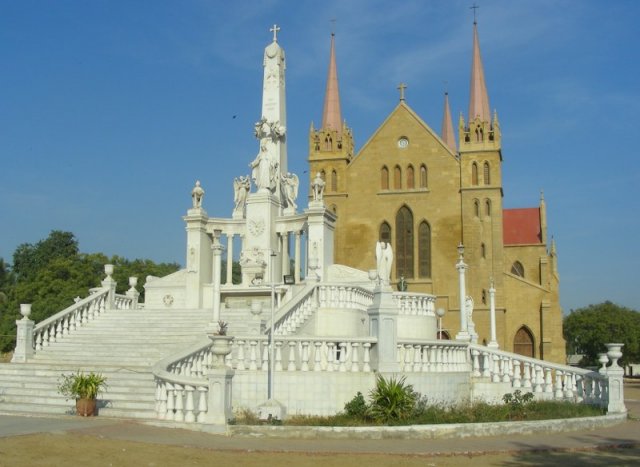 saint-patricks-church-karachi-jpg.1983