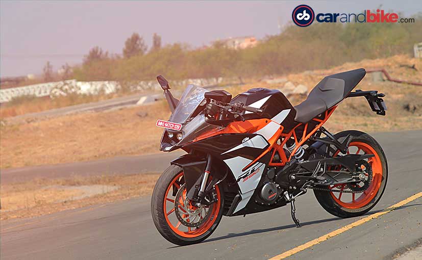 2017-ktm-rc390-review-first-ride_827x510_61485680670.jpg