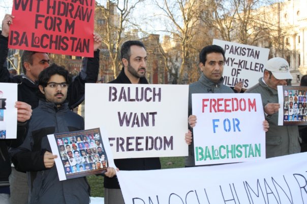 london-protest-against-kiiling-of-baloch-people-in-karachi-01.jpg