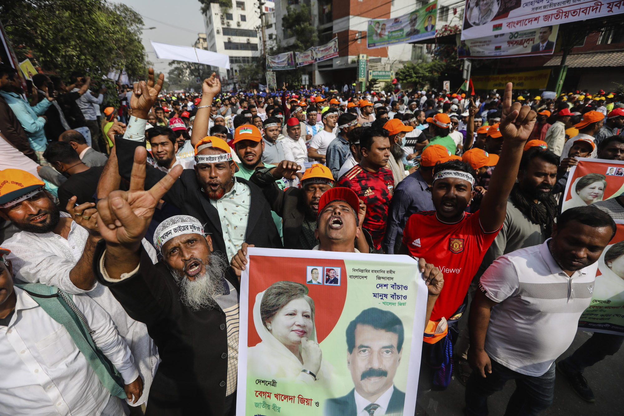 Tens of thousands of supporters of the Bangladesh Nationalist Party, headed by former prime minister Khaleda Zia, shout slogans calling for Sheikh Hasina’s resignation during a rally in Dhaka in December. Photo: AP