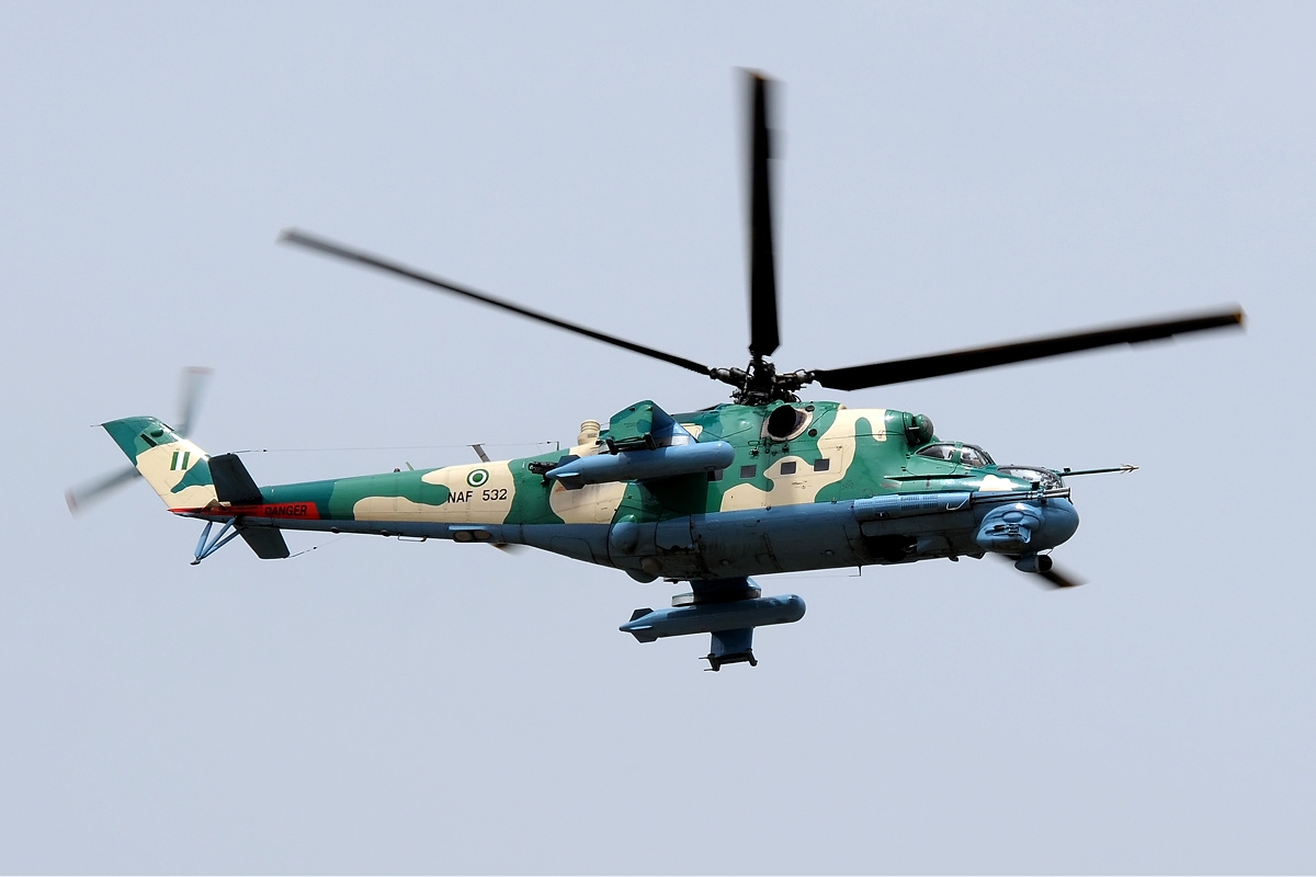 Nigerian_Air_Force_Mil_Mi-35P_Iwelumo-1.jpg