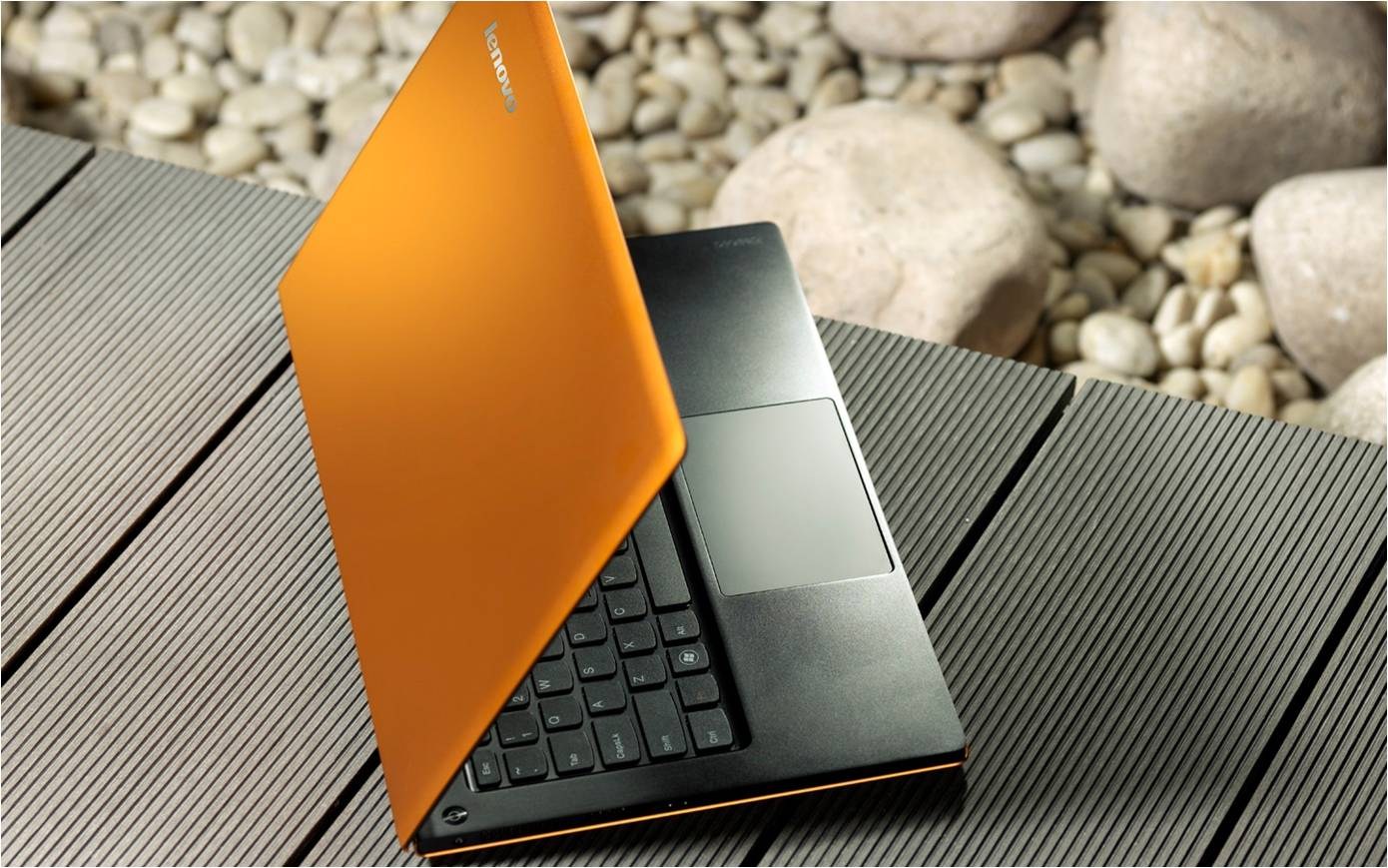 Intel-Ultrabook-Lenovo-U-Series-U300s-High-Res-2.jpg