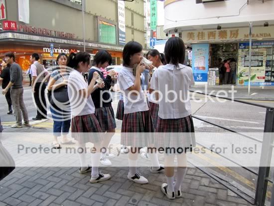 hong-kong-schoolgirls.jpg