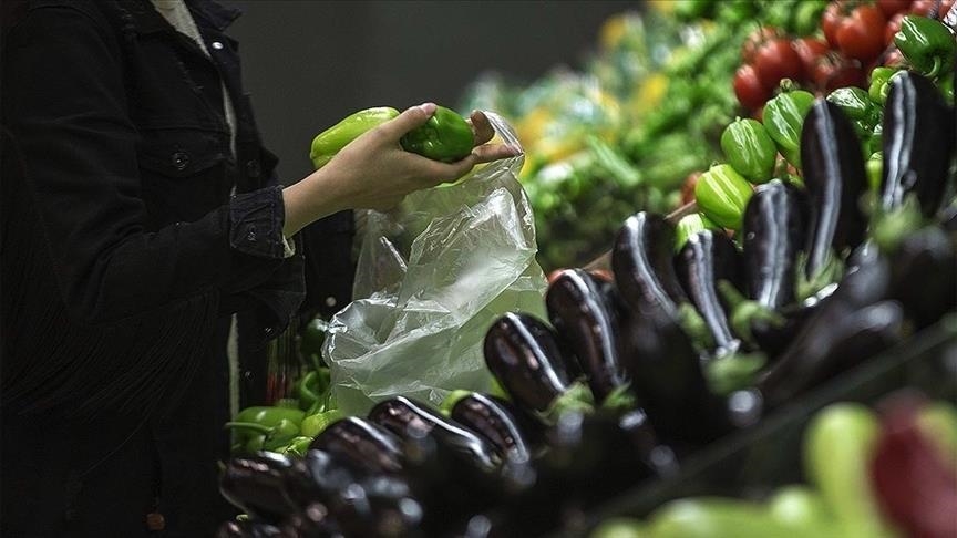 Turkiye's annual inflation rate hits 69.97% in April