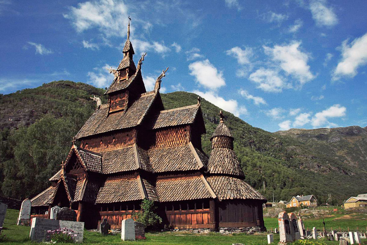 Borgund-Stave-Church-Norway.jpg