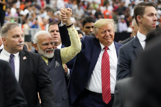 2064542-trumpmodi-1569361929.jpg