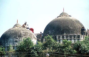 babri-story-350_120514100942_121214085511_121214091631.jpg