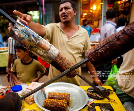 ChawkBazarIftarMarketDhakaAugust2009.jpg