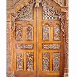 carved-wooden-door-250x250.jpg