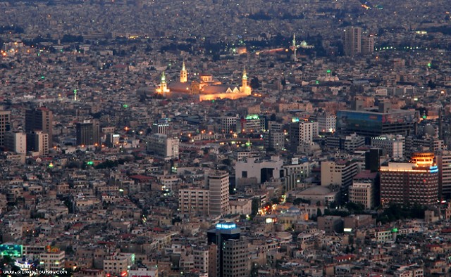 1313060385_damascus-at-night.jpg