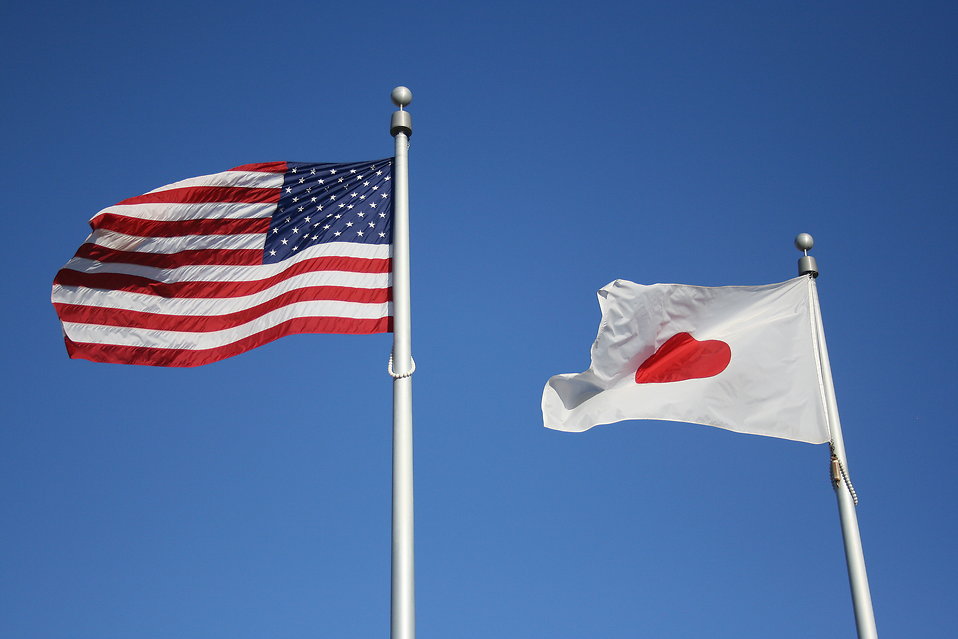 12699-usa-and-japan-flag--pv.jpg