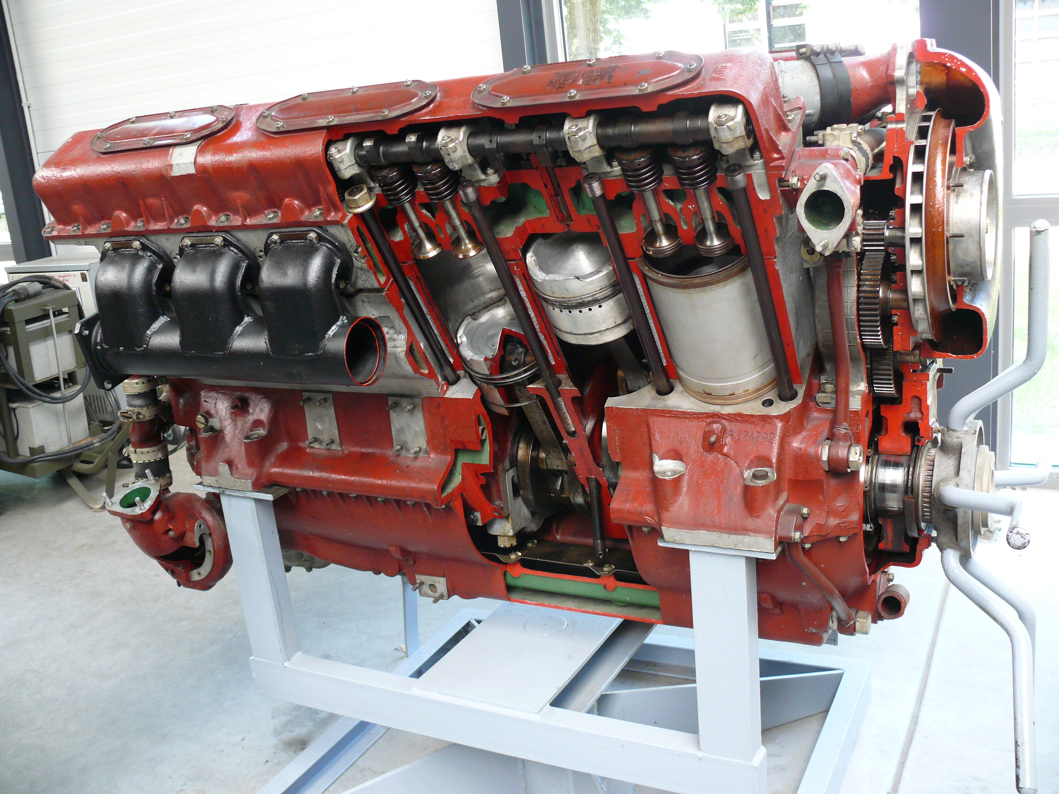 T-72_Engine.JPG
