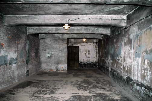 gaschamber052.jpg