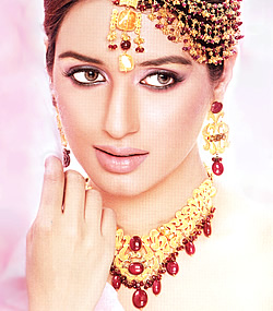 Iman-Ali-in-Bridal-Jewellery.jpg