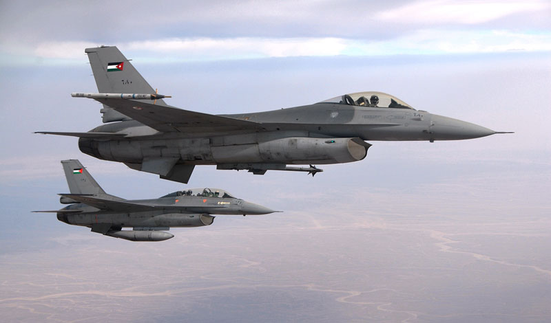 F-16_rjaf800.jpg
