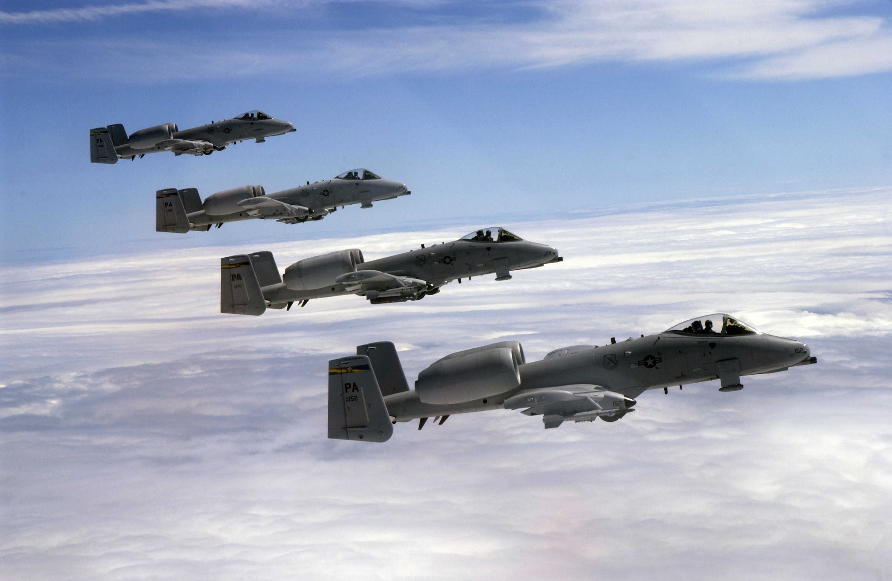 Thunderbolt_-_Formation.jpg