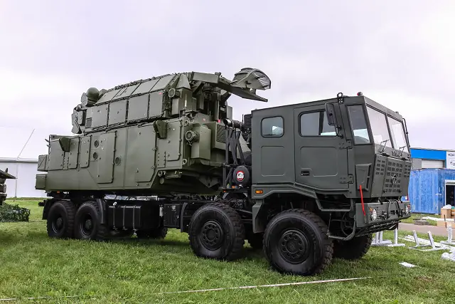 Tor-M2KM_short-range_surface-to-air_defense_missile_system_on_Tata_8x8_truck_chassis_Russia_defense_industry_640_001.jpg
