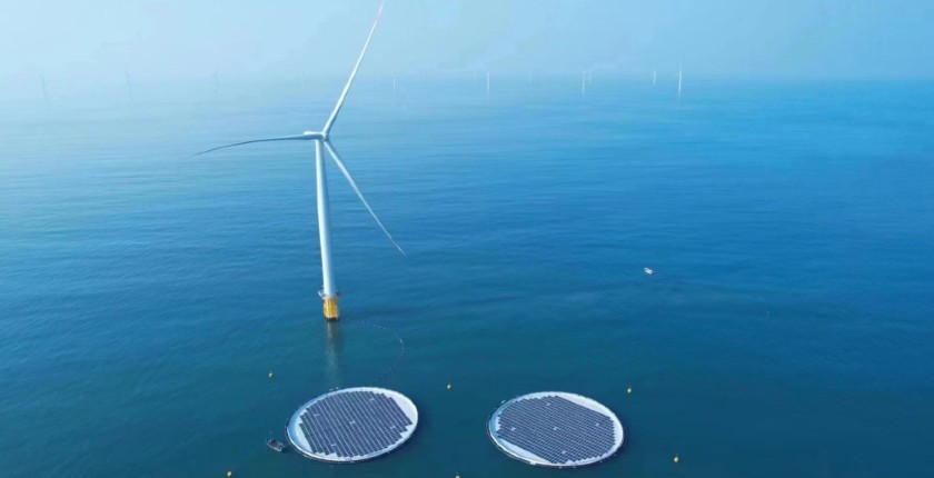 China-completes-world-s-first-hybrid-offshore-wind-solar-power-plant.jpg