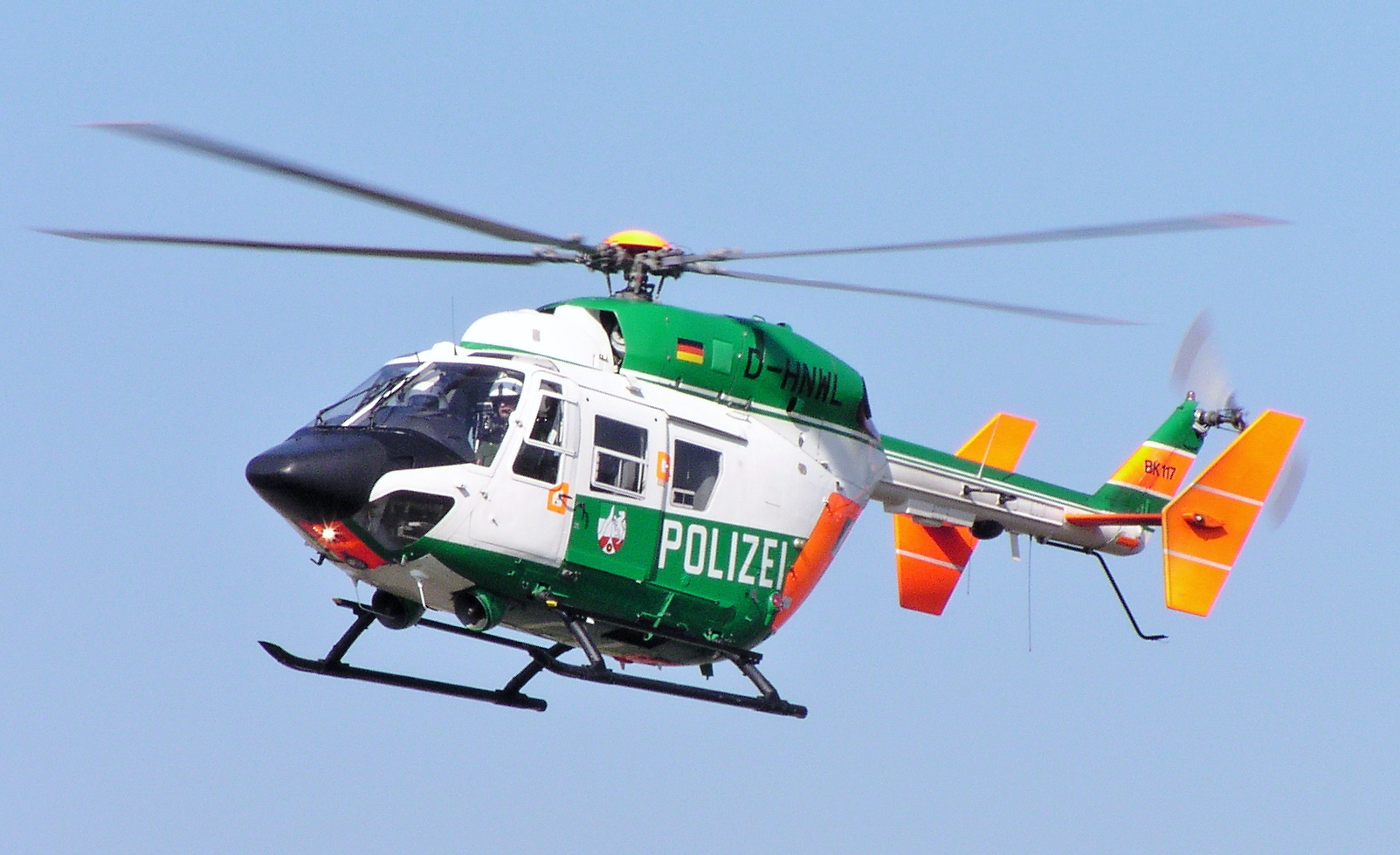 BK-117_Polizei-NRW_D-HNWL.jpg