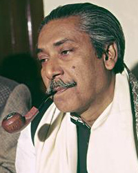 sheikh-mujibur-rahman-pipe.jpg