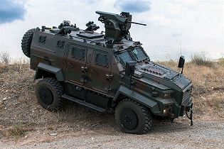 Ejder_Yalcin_4x4_tactical_wheeled_armoured_combat_vehicle_Nurol_Makina_Turley_Turkish_defense_right_side_view_001.jpg