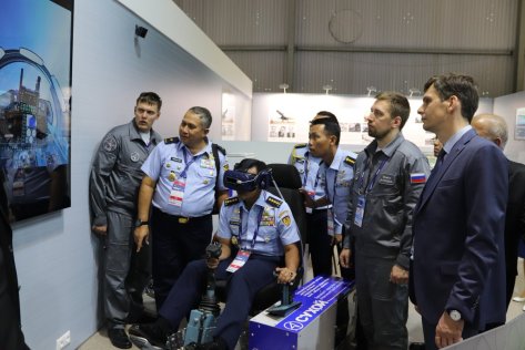 kasau-bahas-kelanjutan-pengadaan-su35-masalah-perawatan-pesawat-sukhoi-tni-au-di-maks-2019-2.jpg