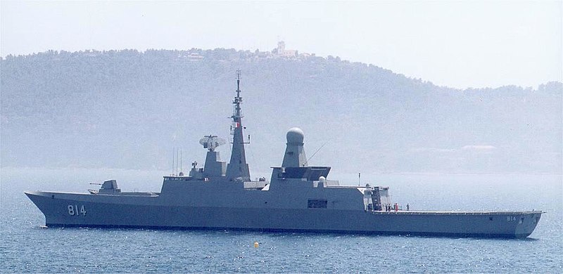 800px-Frigate_Al_Makkah.jpg