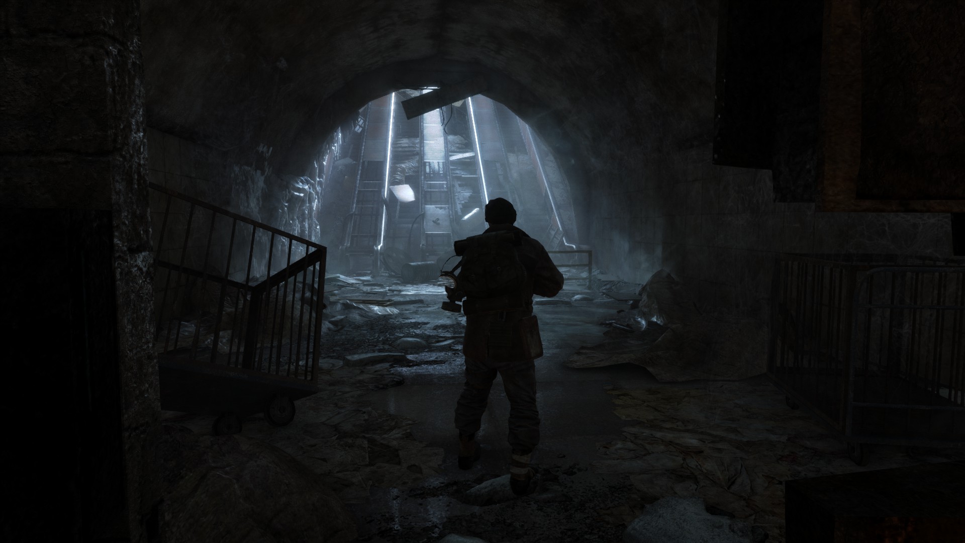 metro-2033-tunnel.jpg