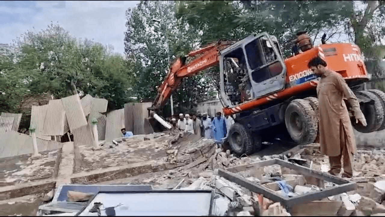 Heavy machinery was called in KP’s Hangu on Friday after an explosion took place inside a mosque. — photo by author.