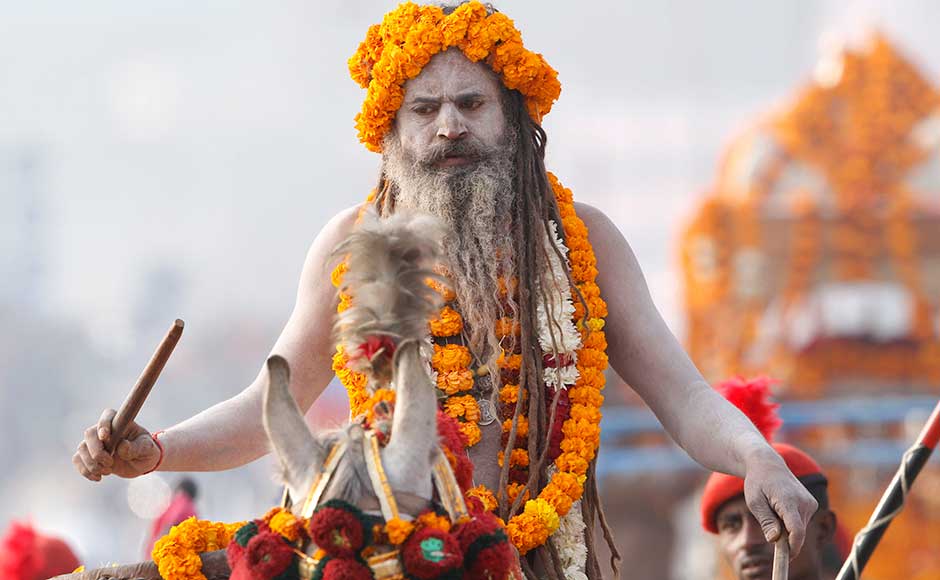 3KumbhMela_AP_2013.jpg