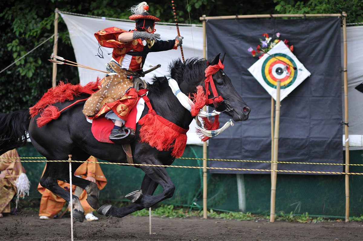 yabusame_horse_archery_2.jpg