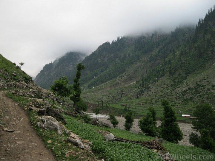 270994-Chitta-katha-Lake-expedition-neelum-valley-Azad-kashmir-IMG-1602.jpg