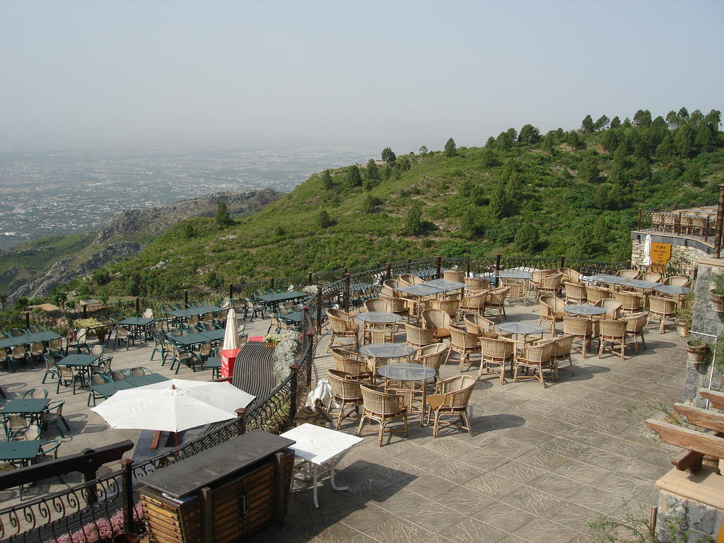 Islamabad+-+Monal+Restaurant+-+203.jpg