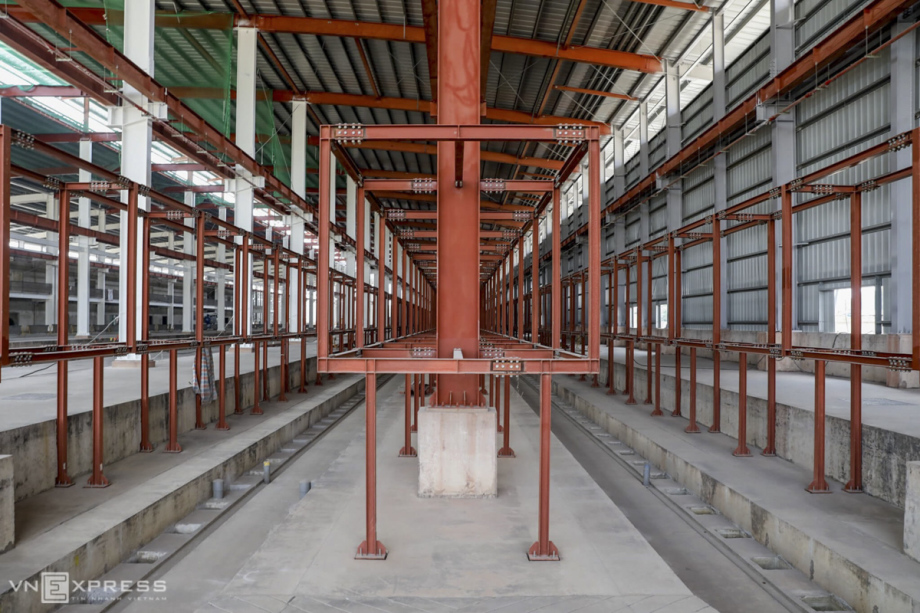 Part of the workshop that spread over 4,000 square meters at Long Binh Depot, where the trains will pack, be maintained, checked and fixed if any problems occur.