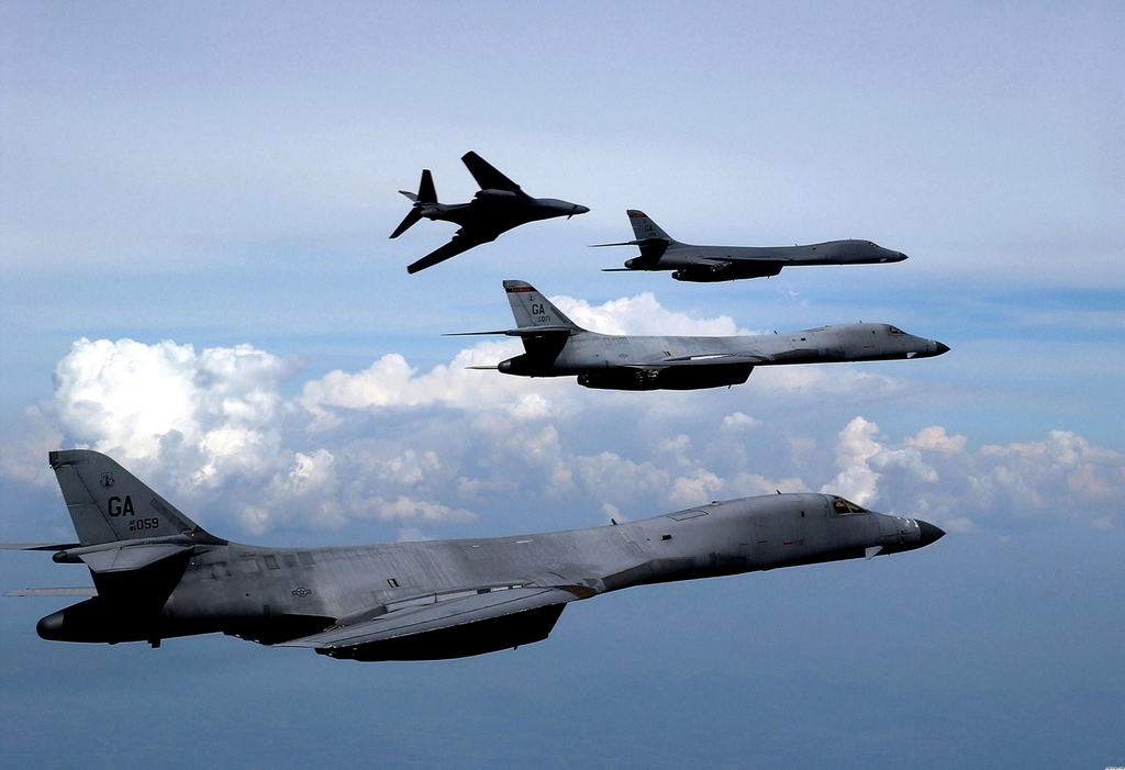 B-1-formation.jpg