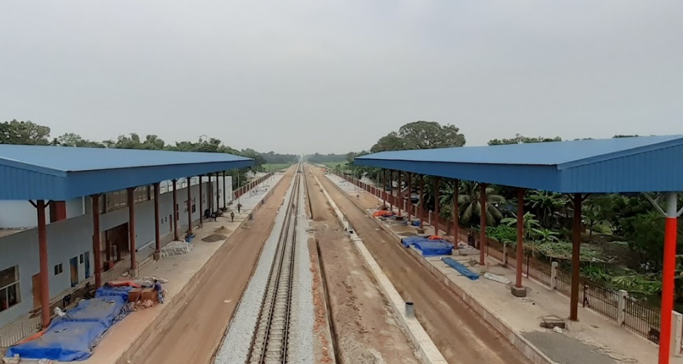 laksam-cumilla-akhaura-dual-gauge-rail-line.jpg