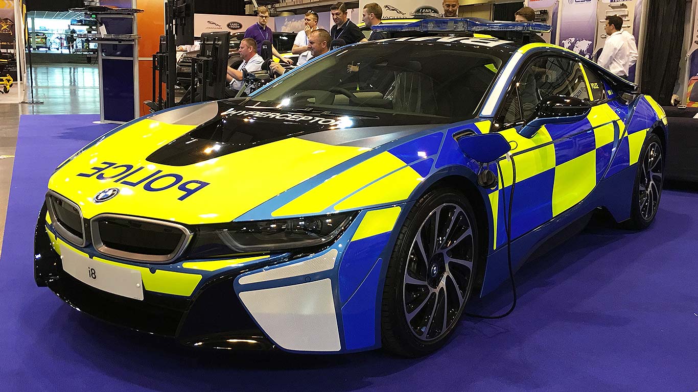 08_Police_car_motor_show_2016.jpg